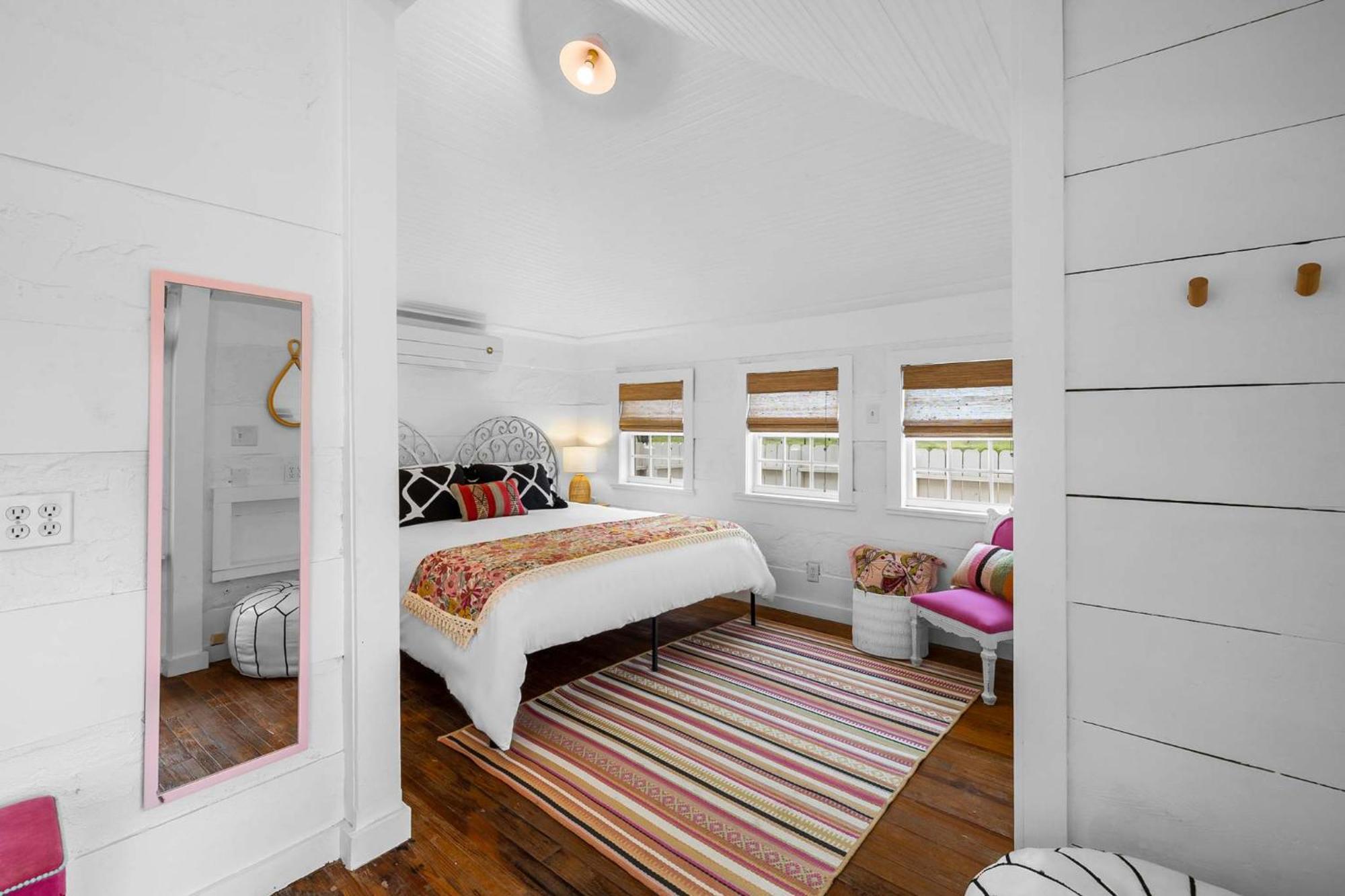 Pink Duchess - Mins To Main Hot Tub & Fire Pit Villa เฟรเดอริกส์เบิร์ก ภายนอก รูปภาพ