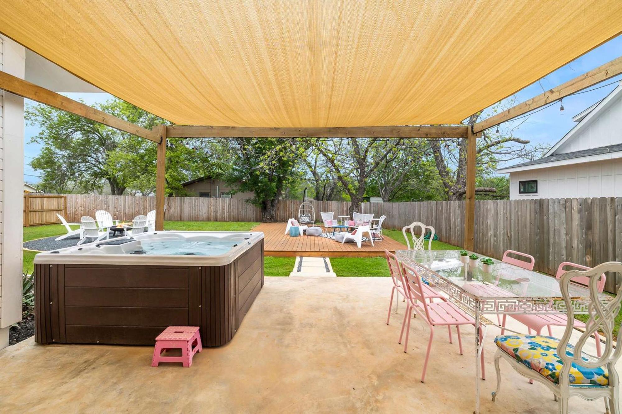 Pink Duchess - Mins To Main Hot Tub & Fire Pit Villa เฟรเดอริกส์เบิร์ก ภายนอก รูปภาพ